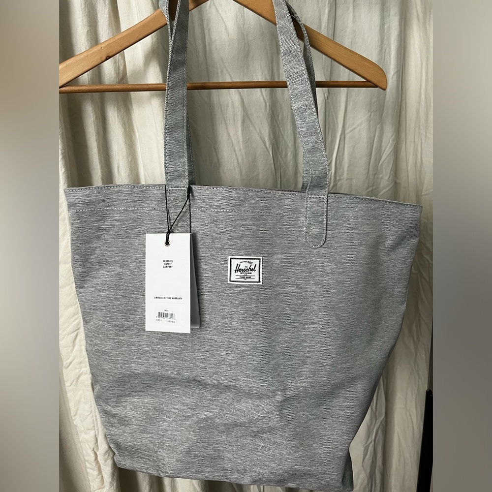 NWT Herschel Mica Tote- gray